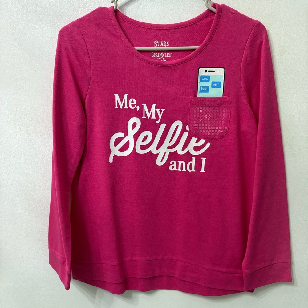 Girls’ long sleeved Junior’s XL Me My Selfie and I Funny pullover blouse NWOT